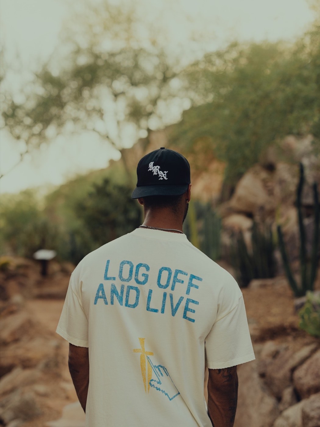 Log Off & Live campaign photograph 14